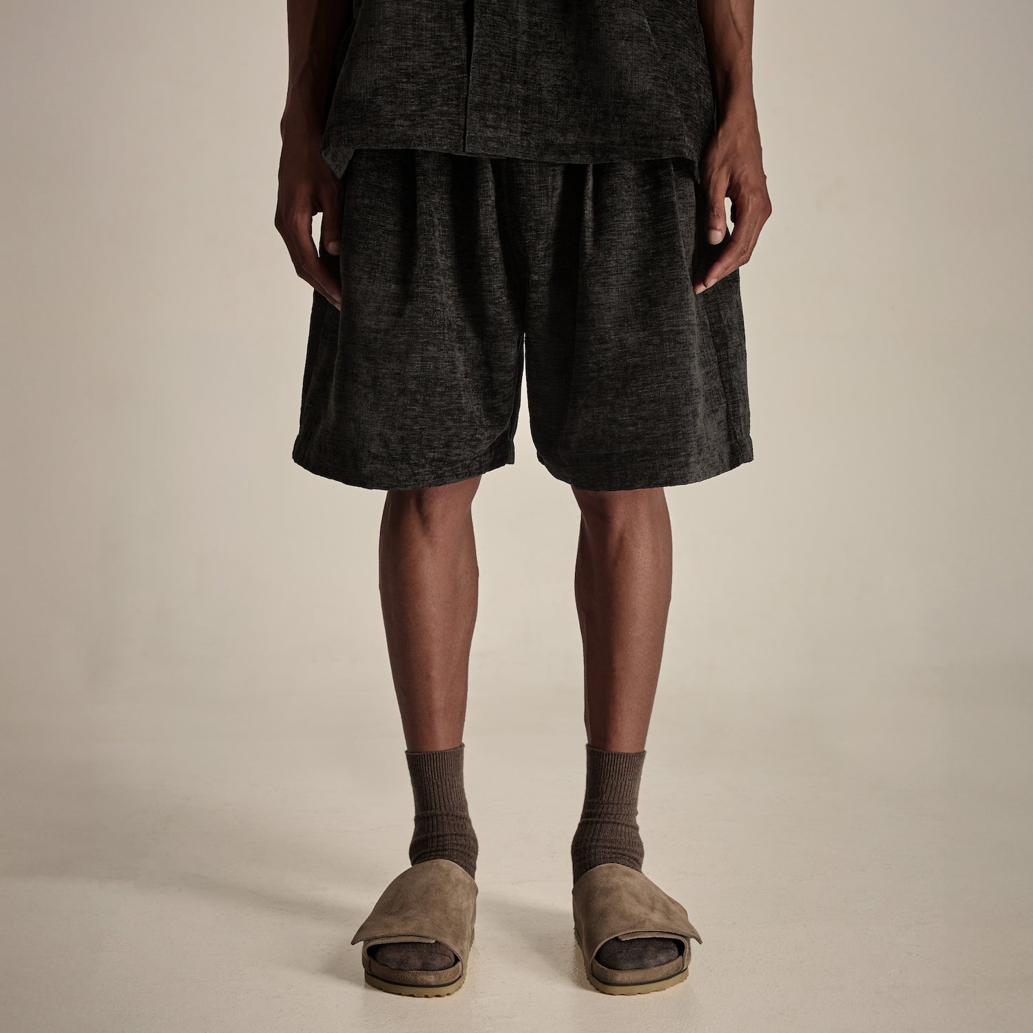 VELVET SHORTS 條絨短褲 - SHARECO DESIGN