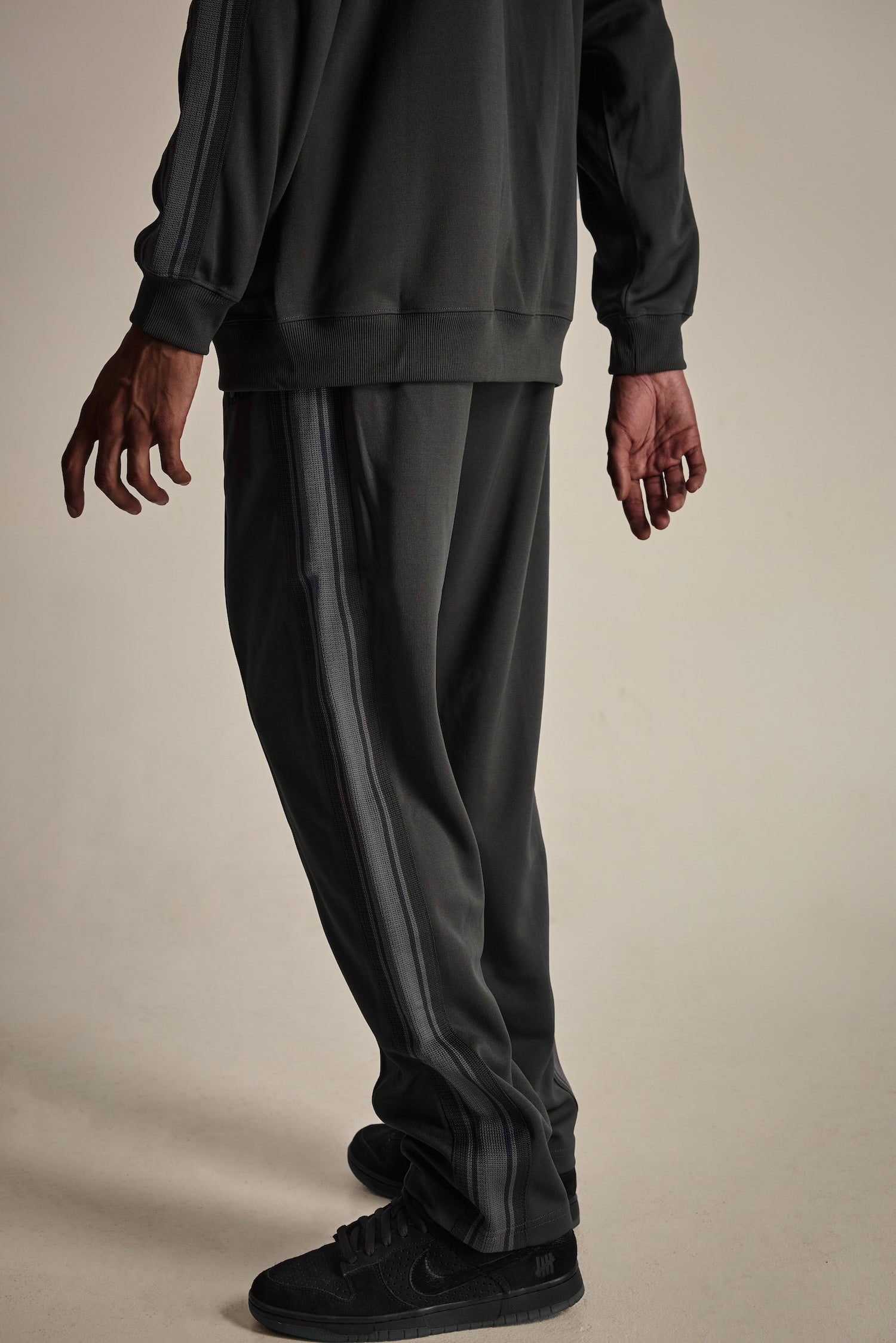 TRACK PANTS 直筒運動褲 - SHARECO DESIGN