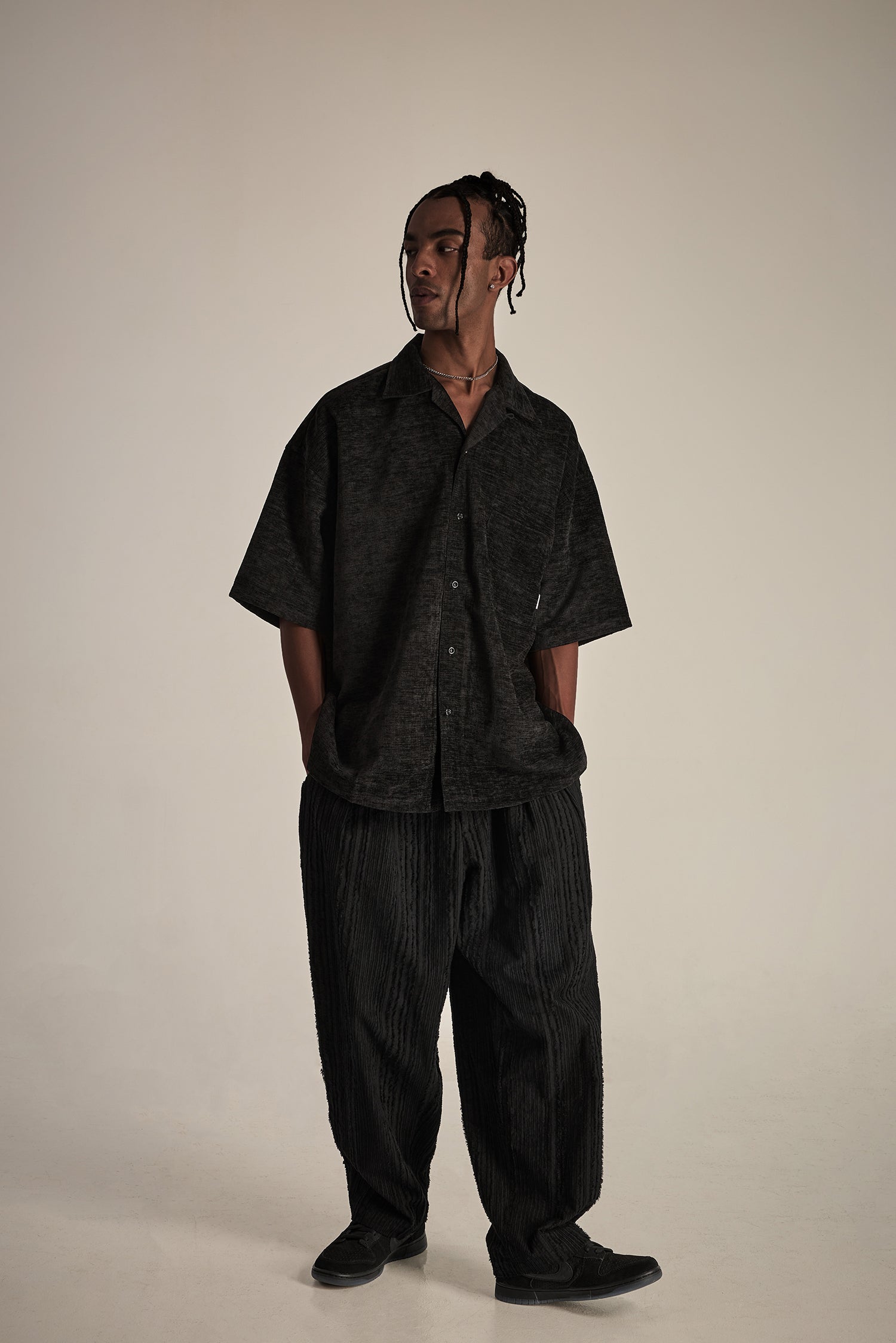 VELVET SHORT SLEEVE SHIRT 條絨寬版襯衫 - SHARECO DESIGN