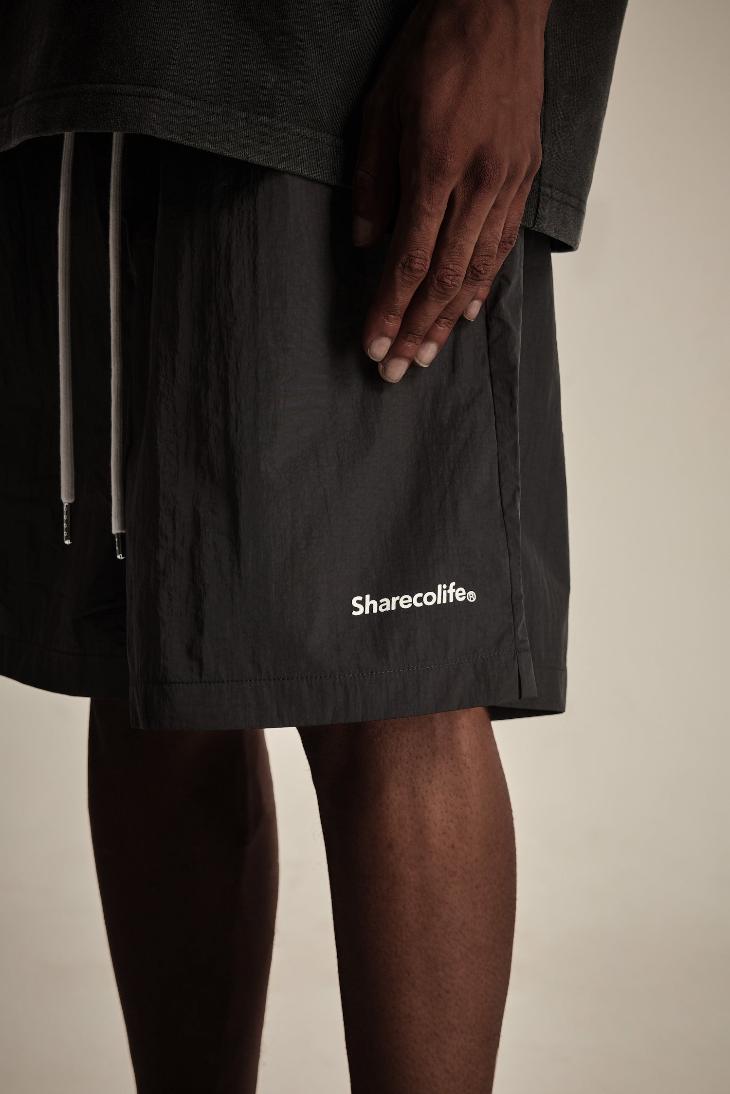 LOGO NYLON SHORTS 尼龍短褲 - SHARECO DESIGN