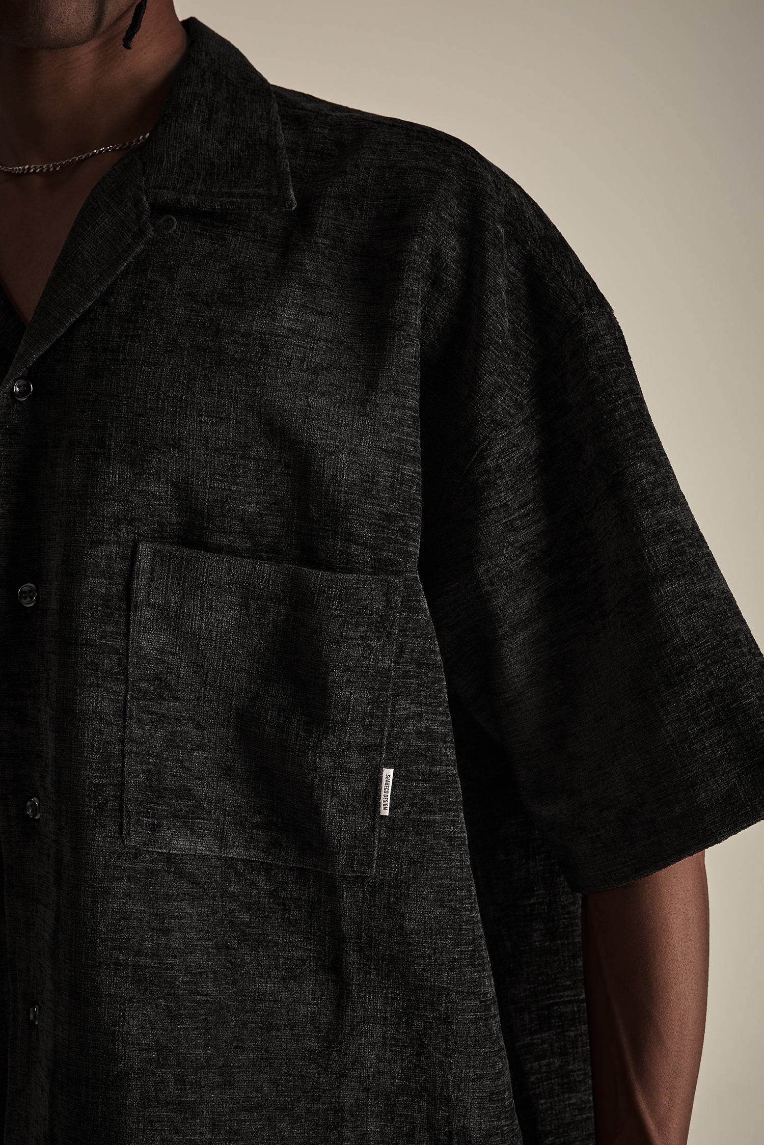 VELVET SHORT SLEEVE SHIRT 條絨寬版襯衫 - SHARECO DESIGN