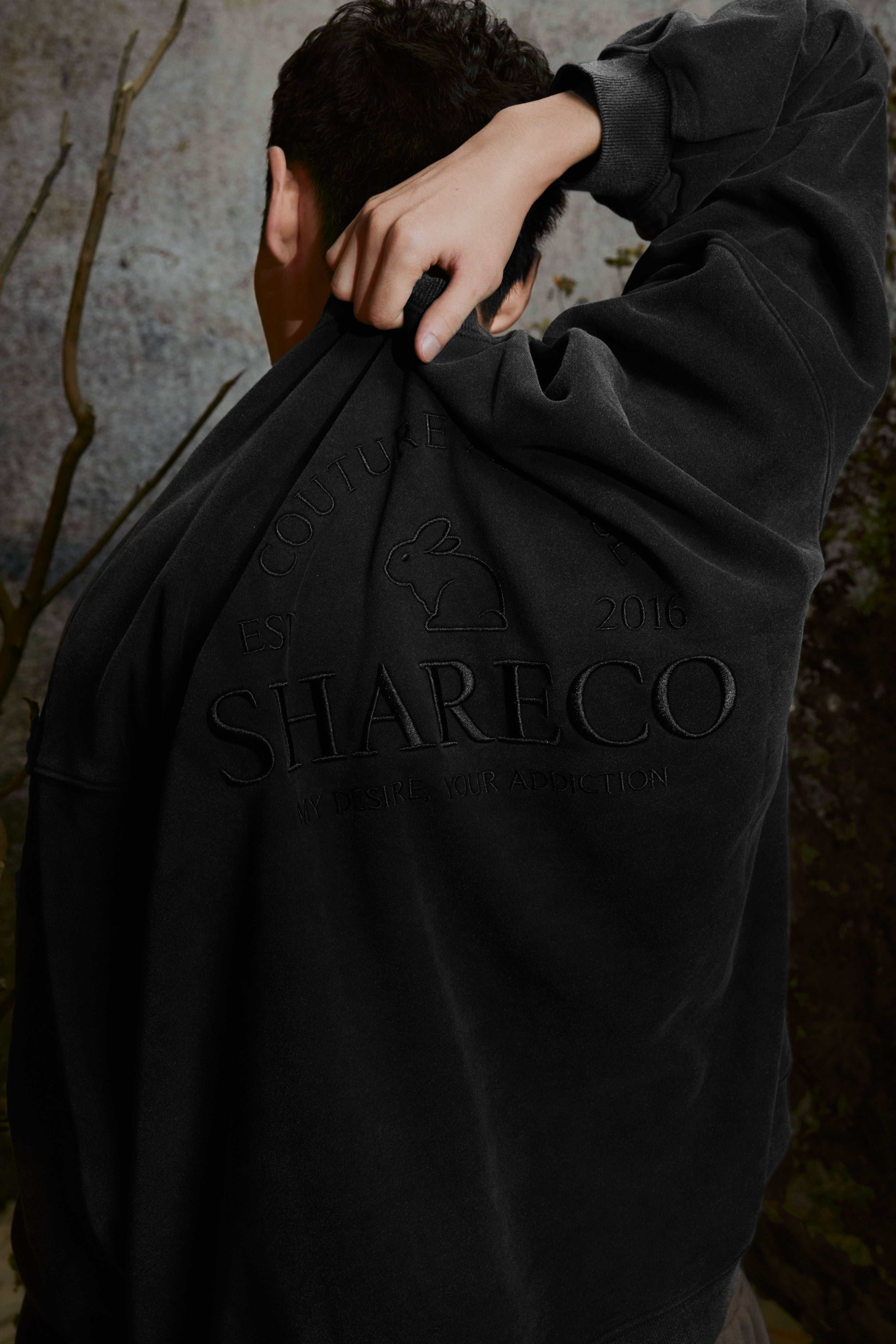 WASHED LOGO SWEATSHIRT 水洗 LOGO 大學TEE - SHARECO DESIGN