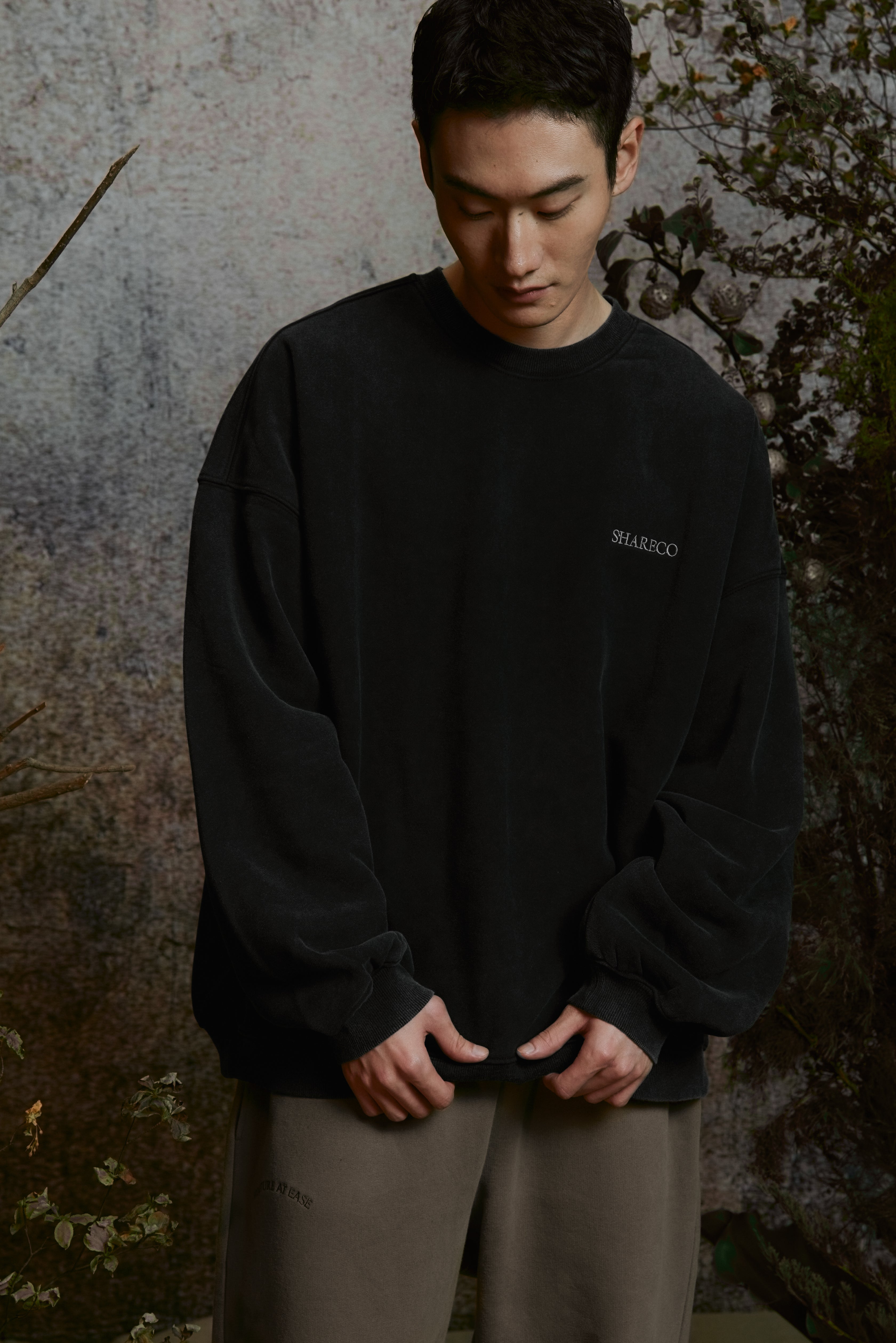 WASHED LOGO SWEATSHIRT 水洗 LOGO 大學TEE - SHARECO DESIGN
