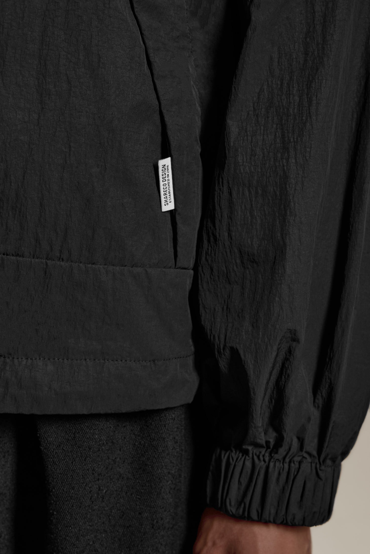 SUN PROTECTION HOODED JACKET 輕薄連帽外套