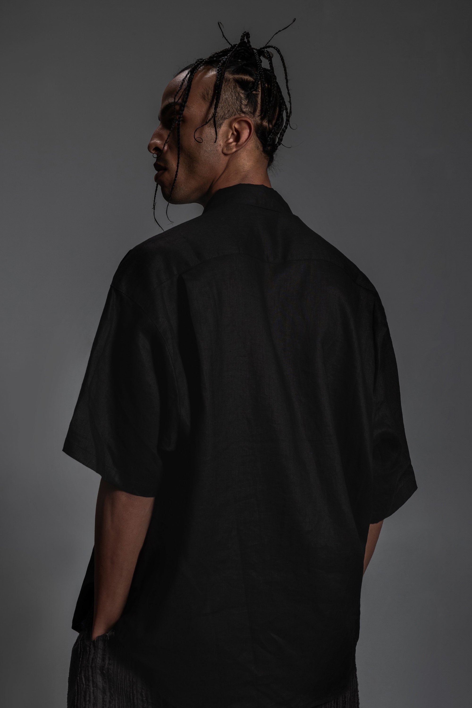 LINEN SHORT SLEEVED SHIRT 亞麻寬版襯衫 - SHARECO DESIGN